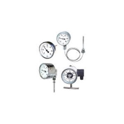 Gas in metal expansion thermometers